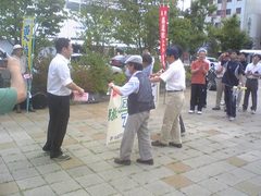 平和行進引き継ぎ式